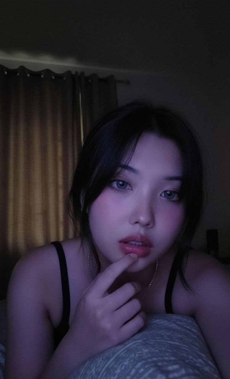 XXX Porn Photo of Nude cutieskygirl_ 2