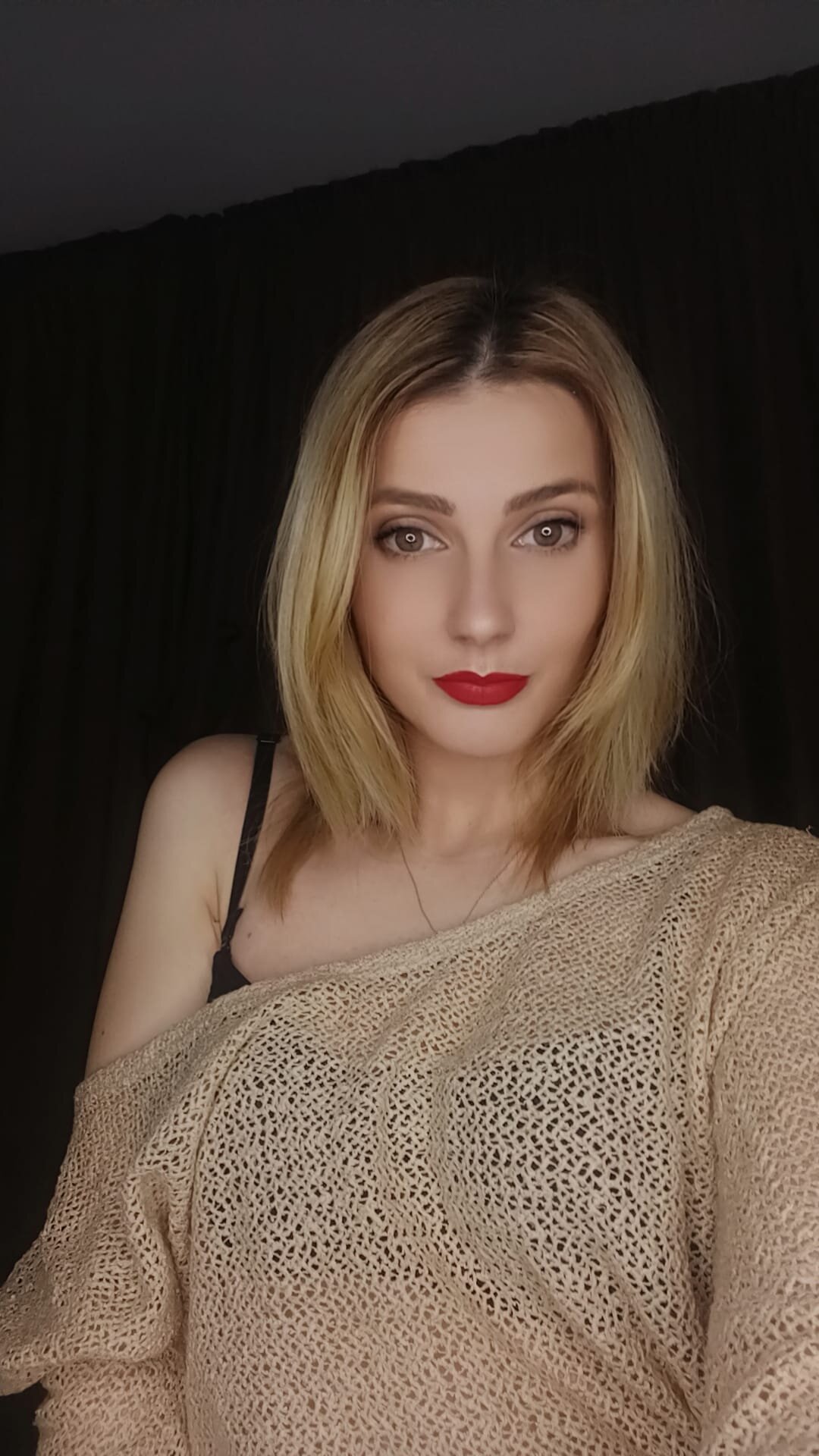 XXX Porn Photo of Nude AngelVelvetXO 4