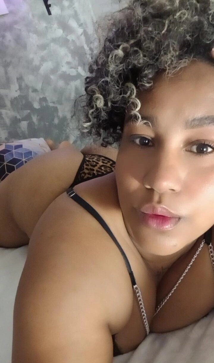 XXX Porn Photo of Nude Ambar_foxy 20