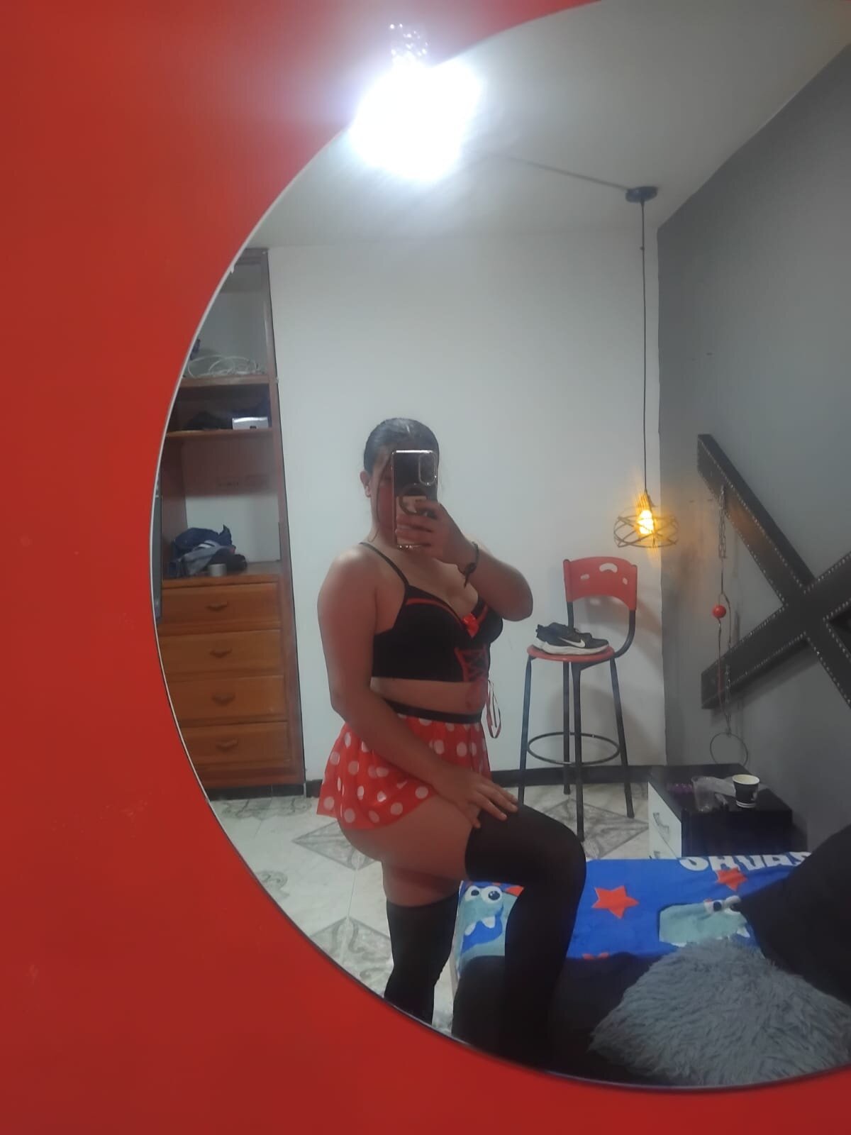 XXX Porn Photo of Nude LauretMorrison 2