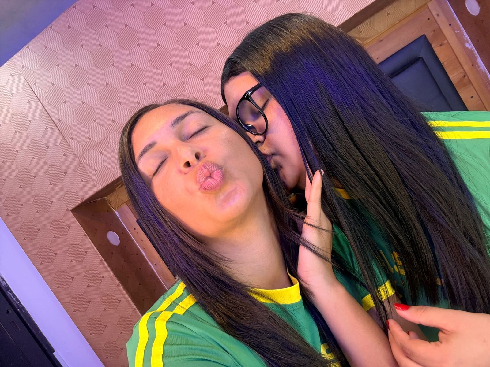 XXX Porn Photo of Nude DannaAndSofi1 9