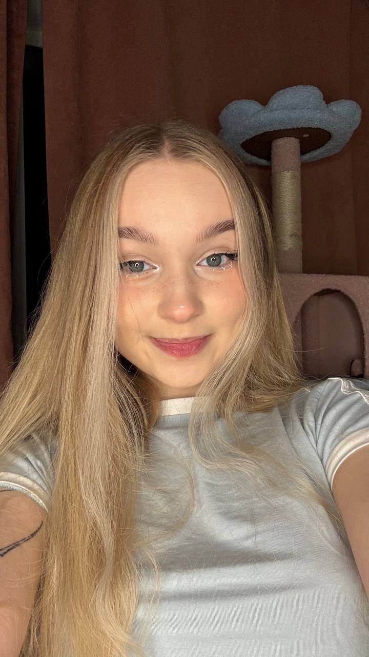 XXX Porn Photo of Nude -teenytiny- 11