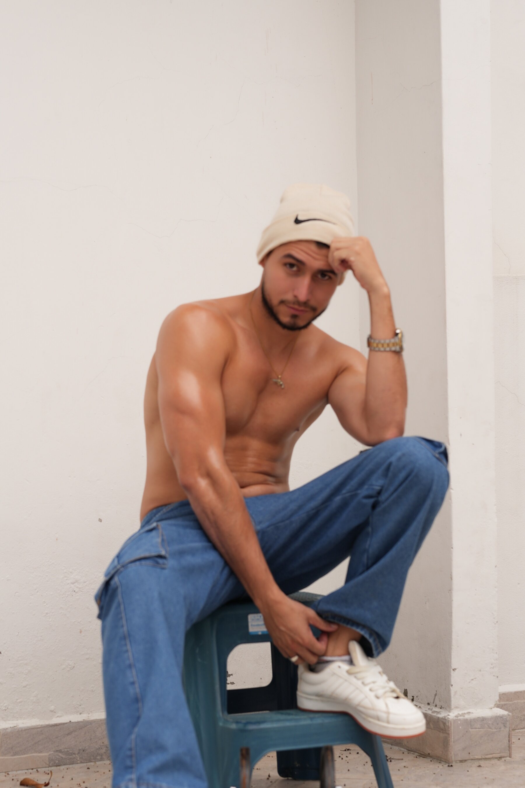 XXX Porn Photo of Nude leo_carter 10