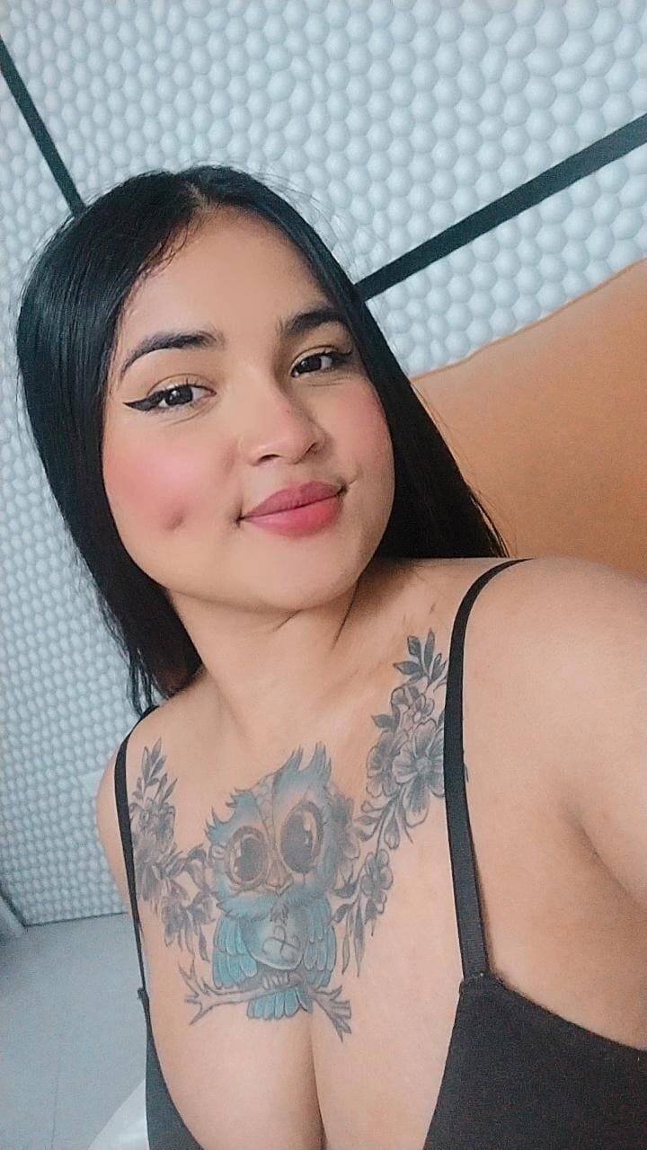 XXX Porn Photo of Nude Karoline_L 2