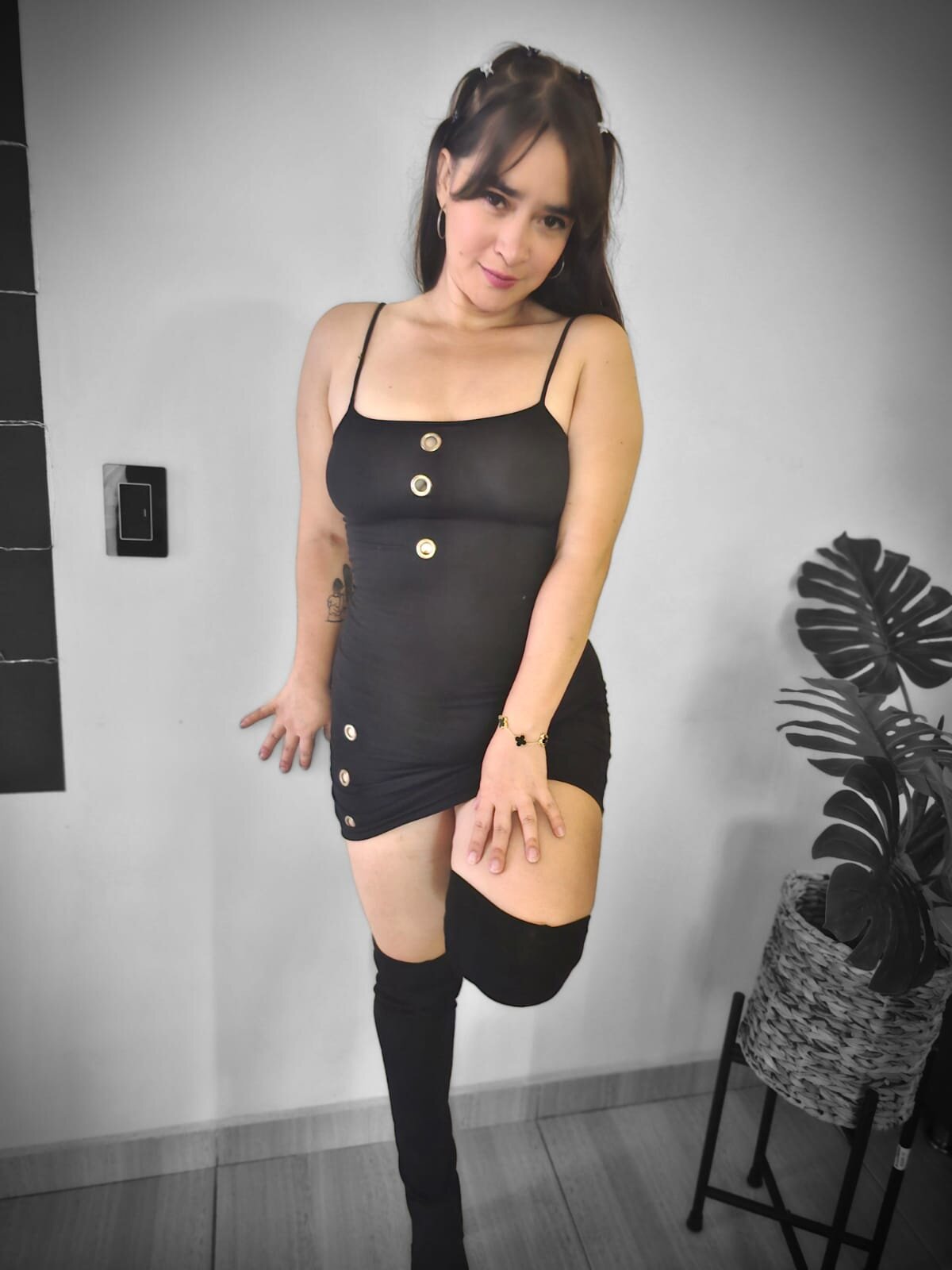 XXX Porn Photo of Nude Valeriagomez_ 22