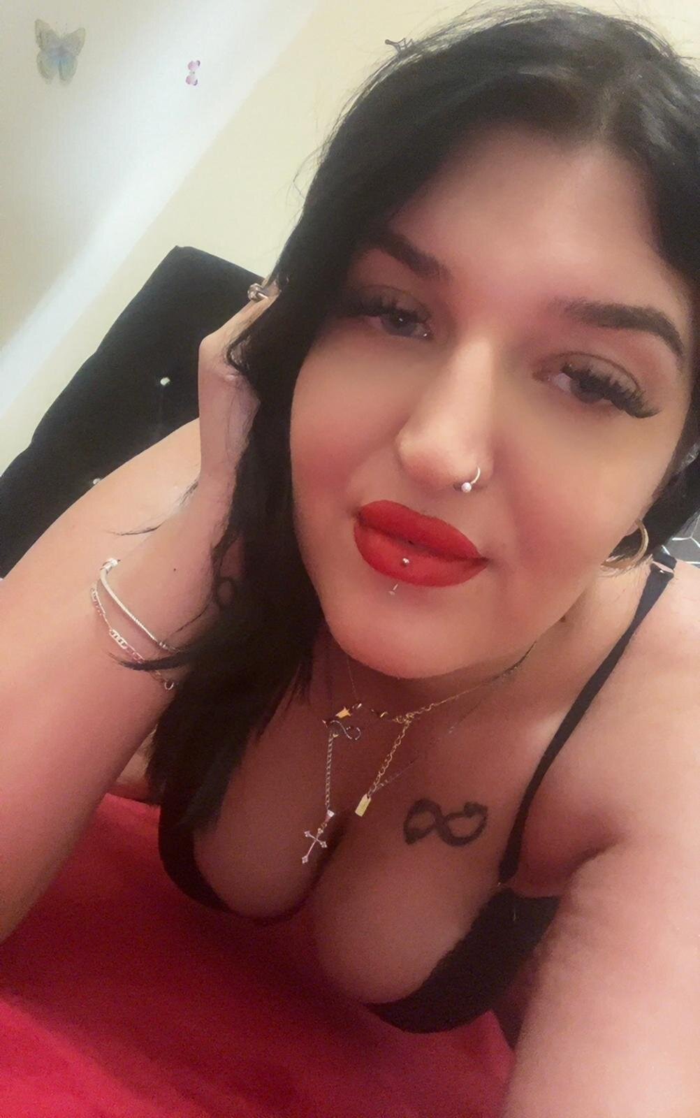 XXX Porn Photo of Nude Karinna_Shine 2