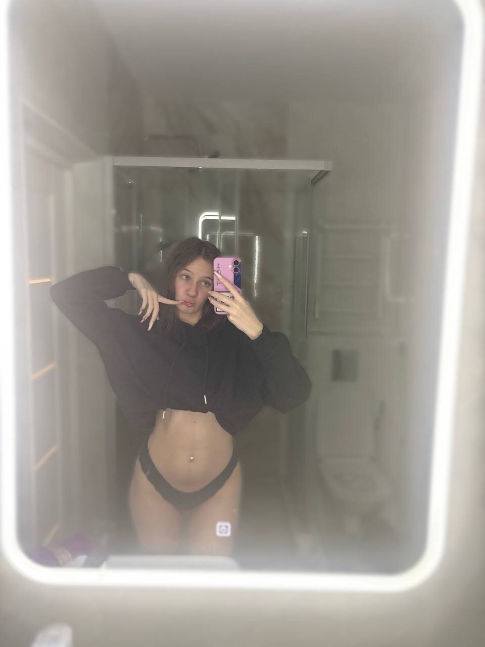 XXX Porn Photo of Nude ShaeHeeter 16