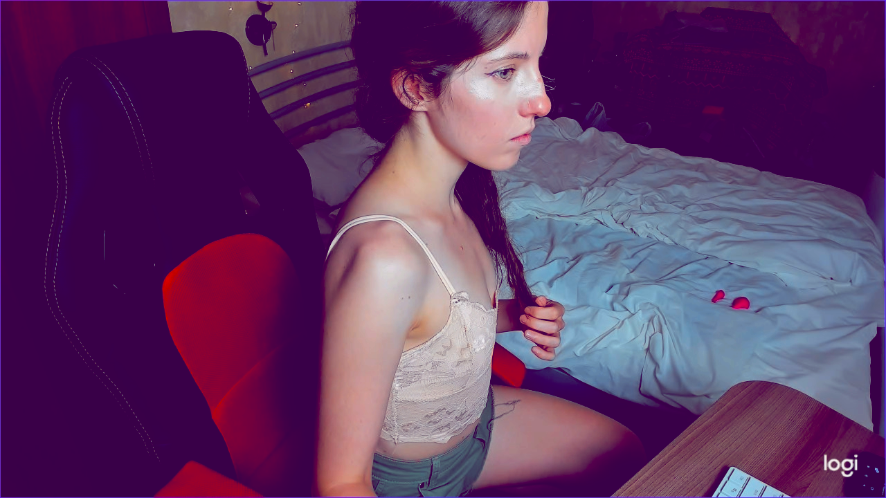 XXX Porn Photo of Nude Agata_in_Wonderland 1