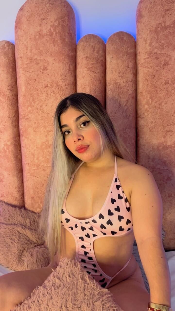 XXX Porn Photo of Nude Madisson_Star1 16