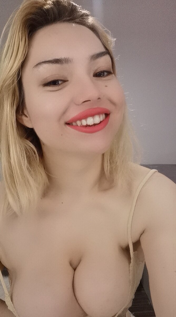 XXX Porn Photo of Nude Catlady333 39
