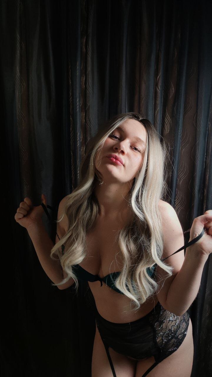 XXX Porn Photo of Nude Cirilla_Blade 5