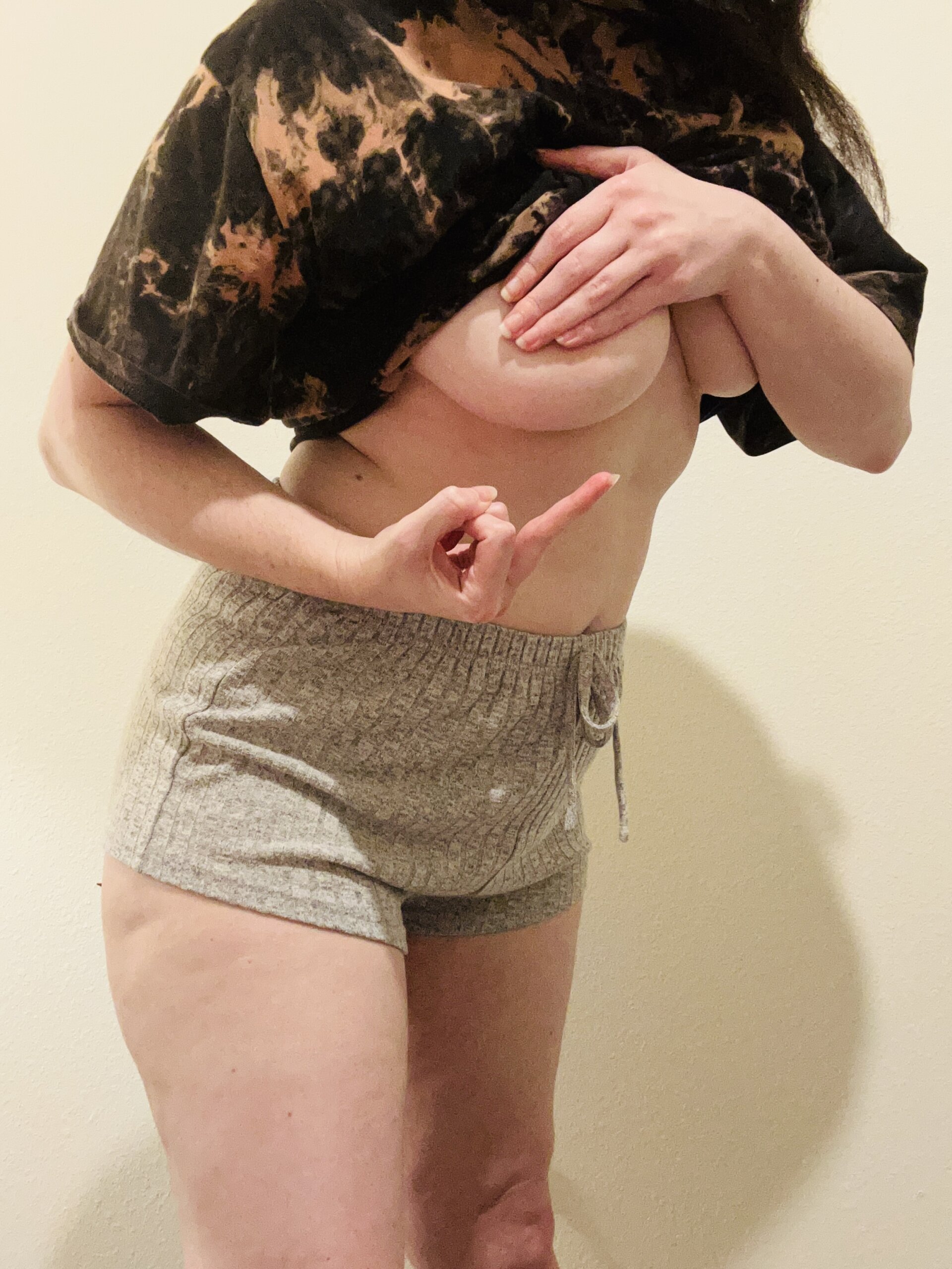 XXX Porn Photo of Nude missivorygrey 2