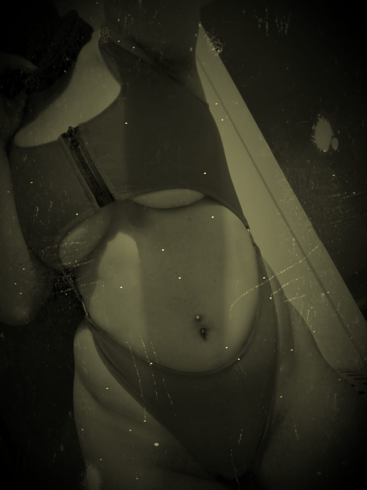 XXX Porn Photo of Nude CrystalXxXx 4