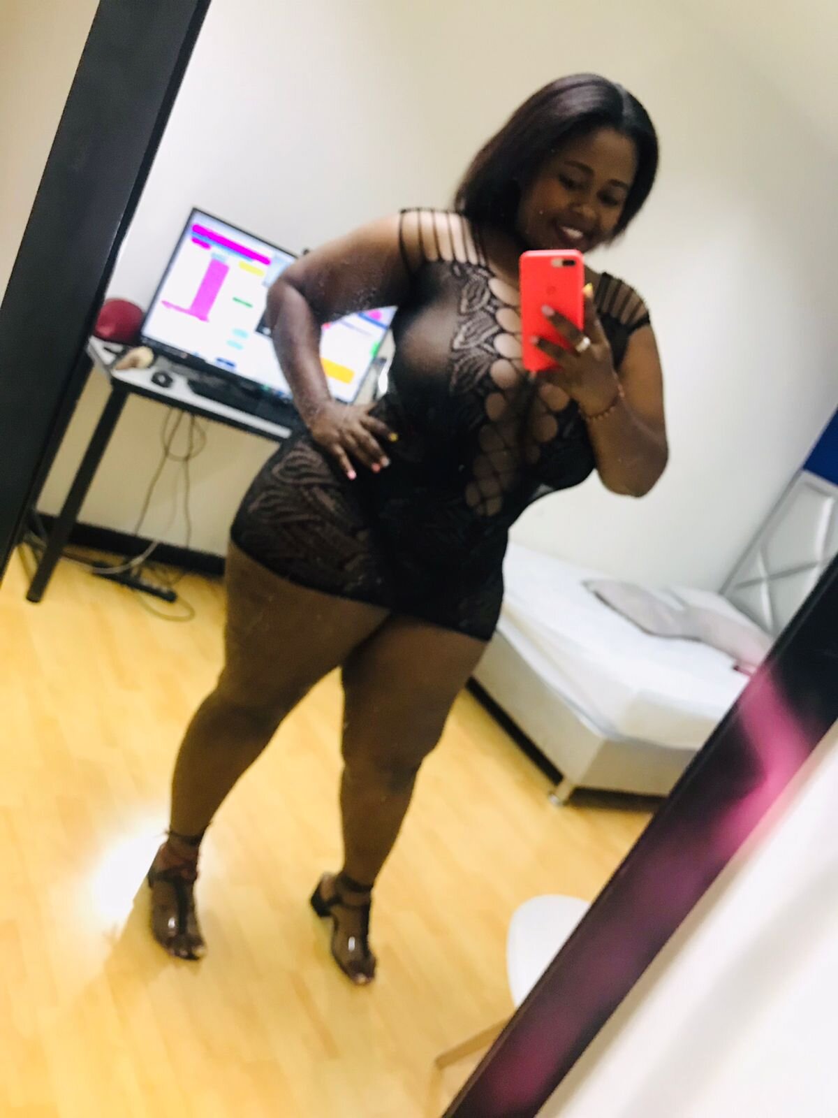 XXX Porn Photo of Nude exotic_karmella 3