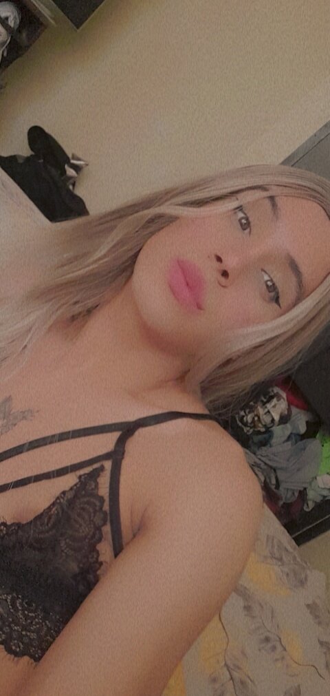 XXX Porn Photo of Nude VeronicaReynolds 7