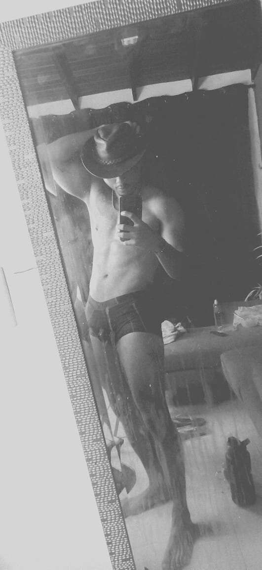 XXX Porn Photo of Nude Mateo_Reales 5