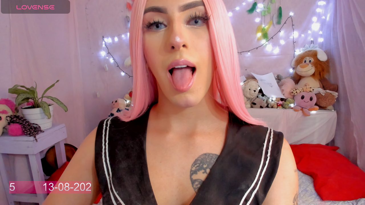 XXX Porn Photo of Nude LadenRousseTs 25