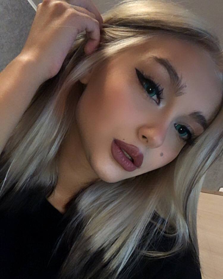 XXX Porn Photo of Nude Nelly_Snorry 6