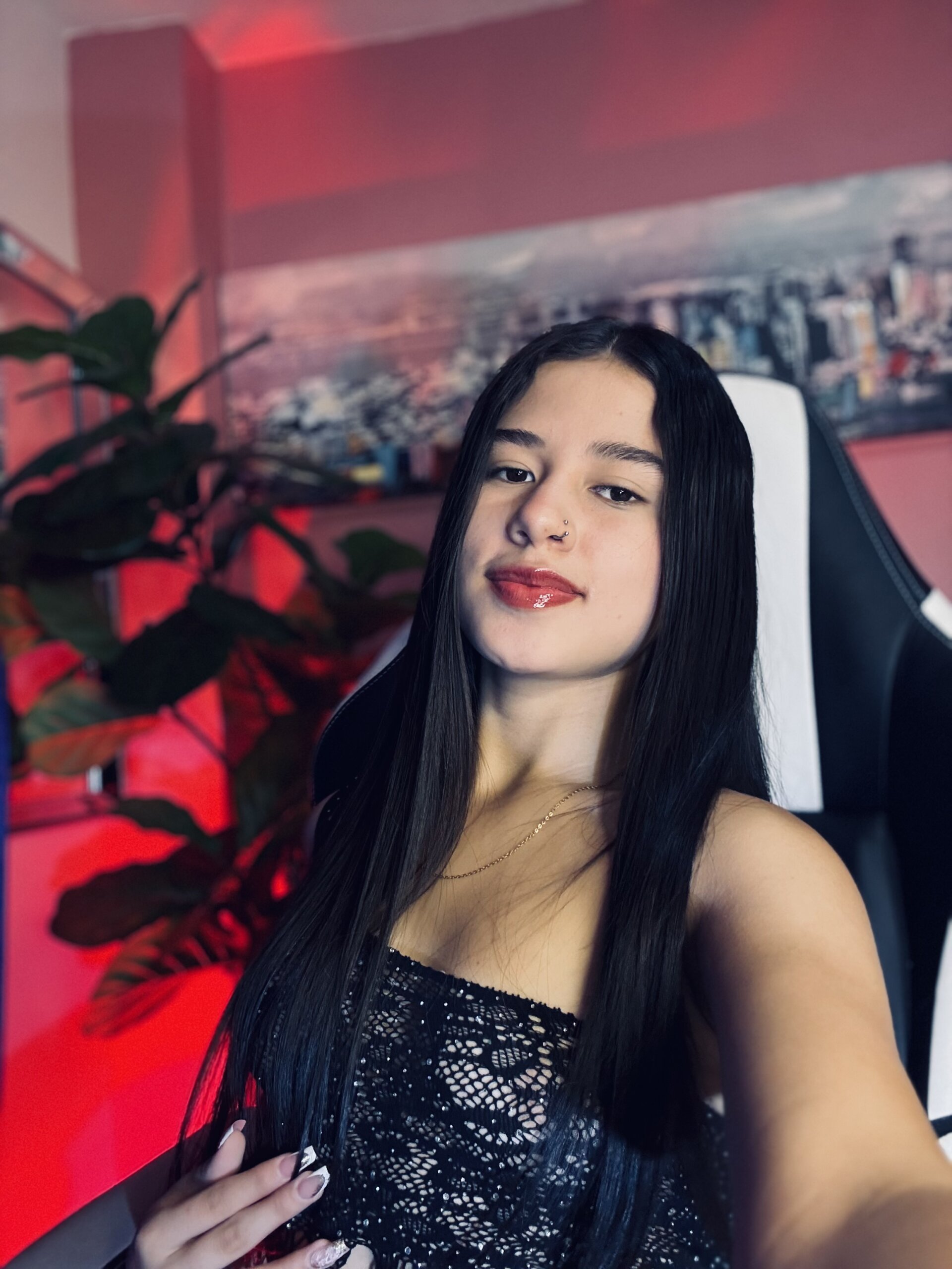 XXX Porn Photo of Nude Danaa_Rouse 2