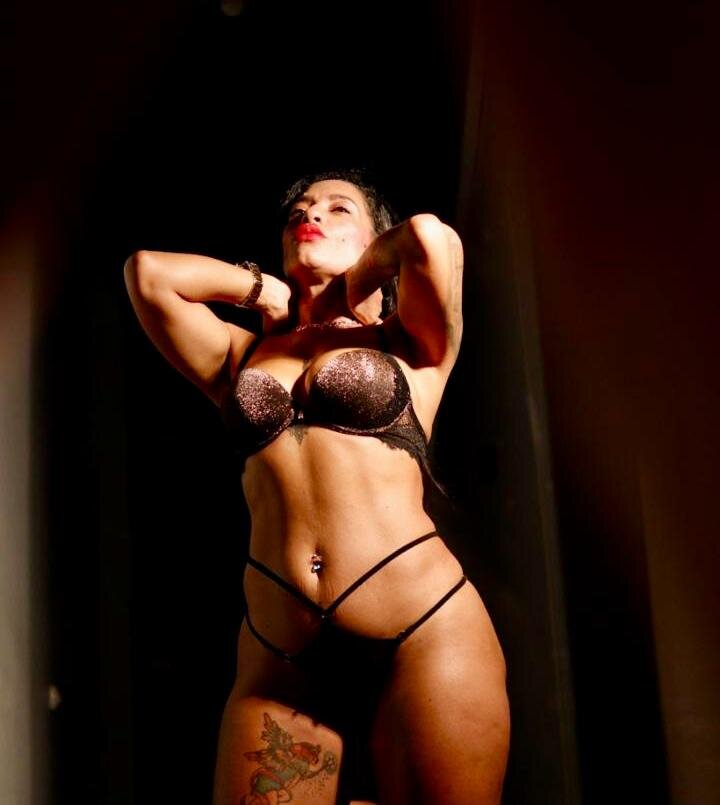 XXX Porn Photo of Nude Niicolle_Miller 5