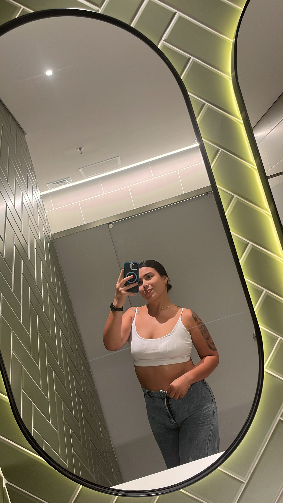 XXX Porn Photo of Nude Yessi-X 4