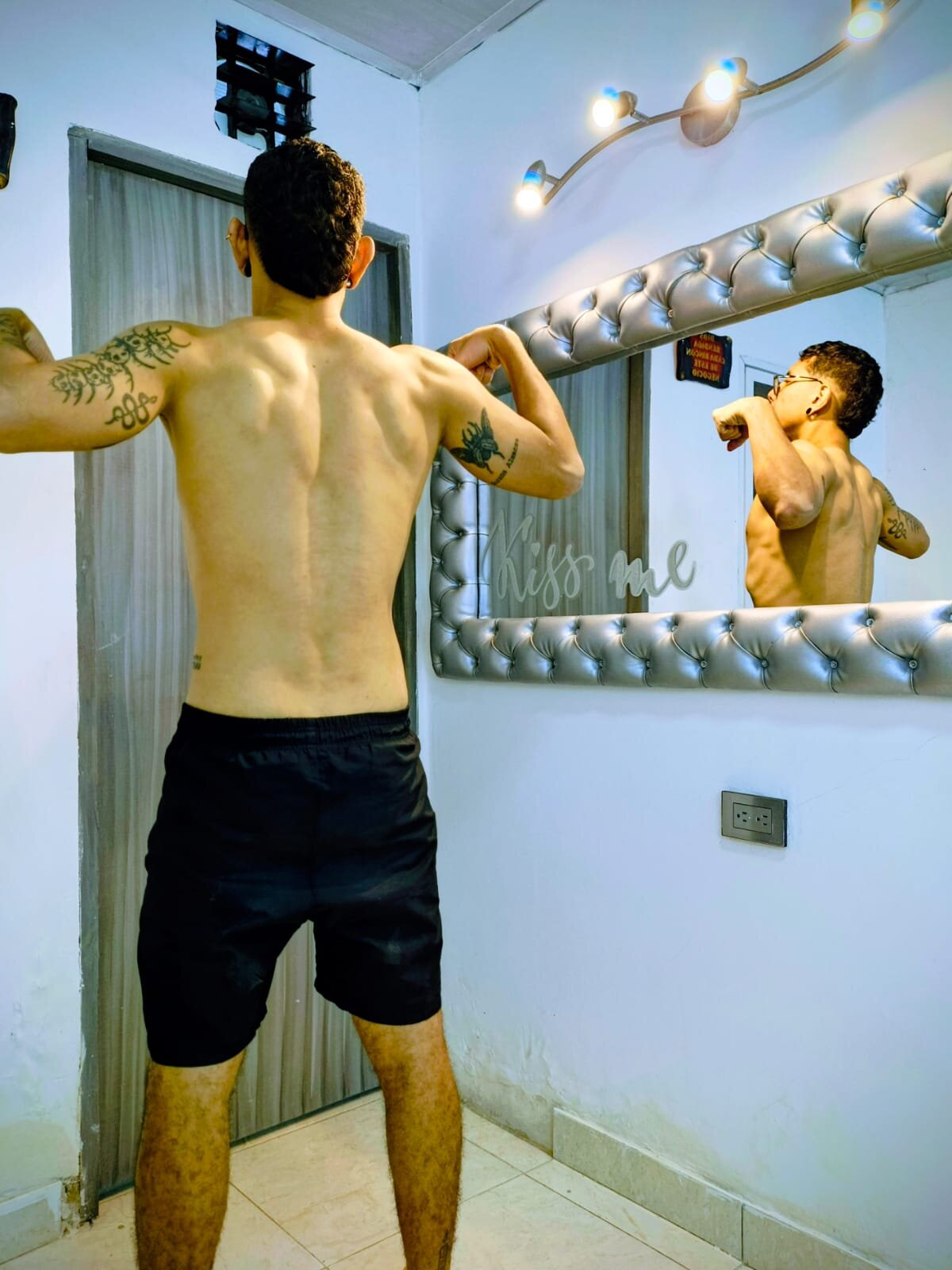 XXX Porn Photo of Nude axel_vice 4