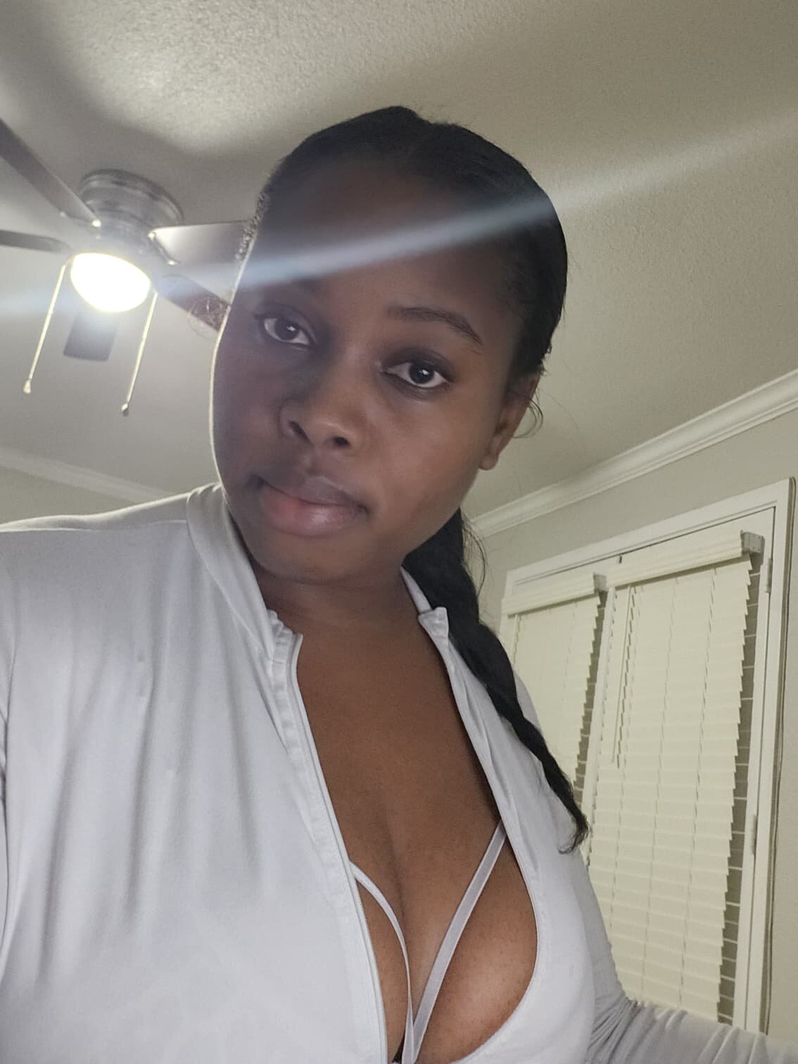 XXX Porn Photo of Nude CreamyCookiee 2