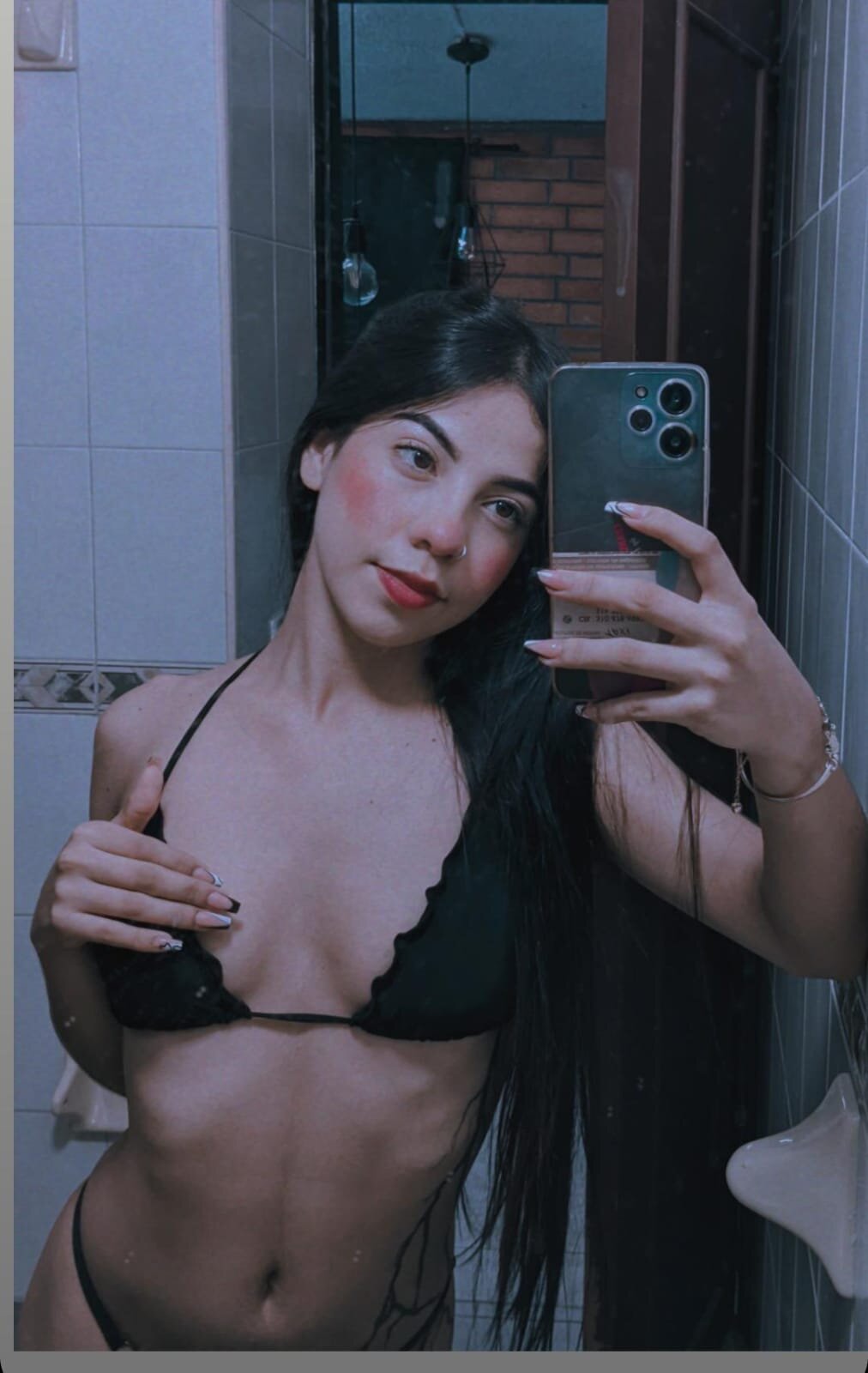 XXX Porn Photo of Nude emysweett 4