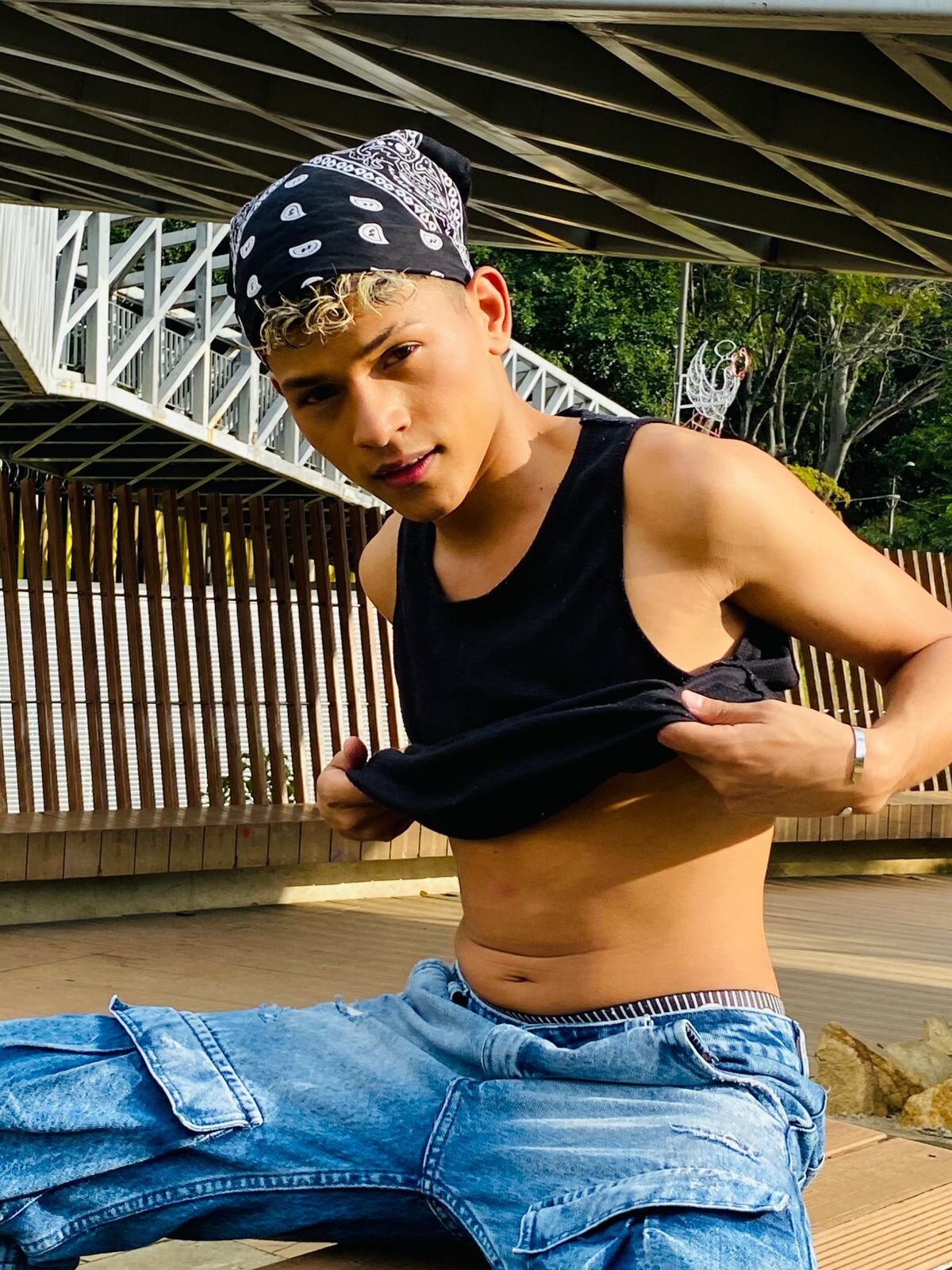 XXX Porn Photo of Nude twink_royale18 8