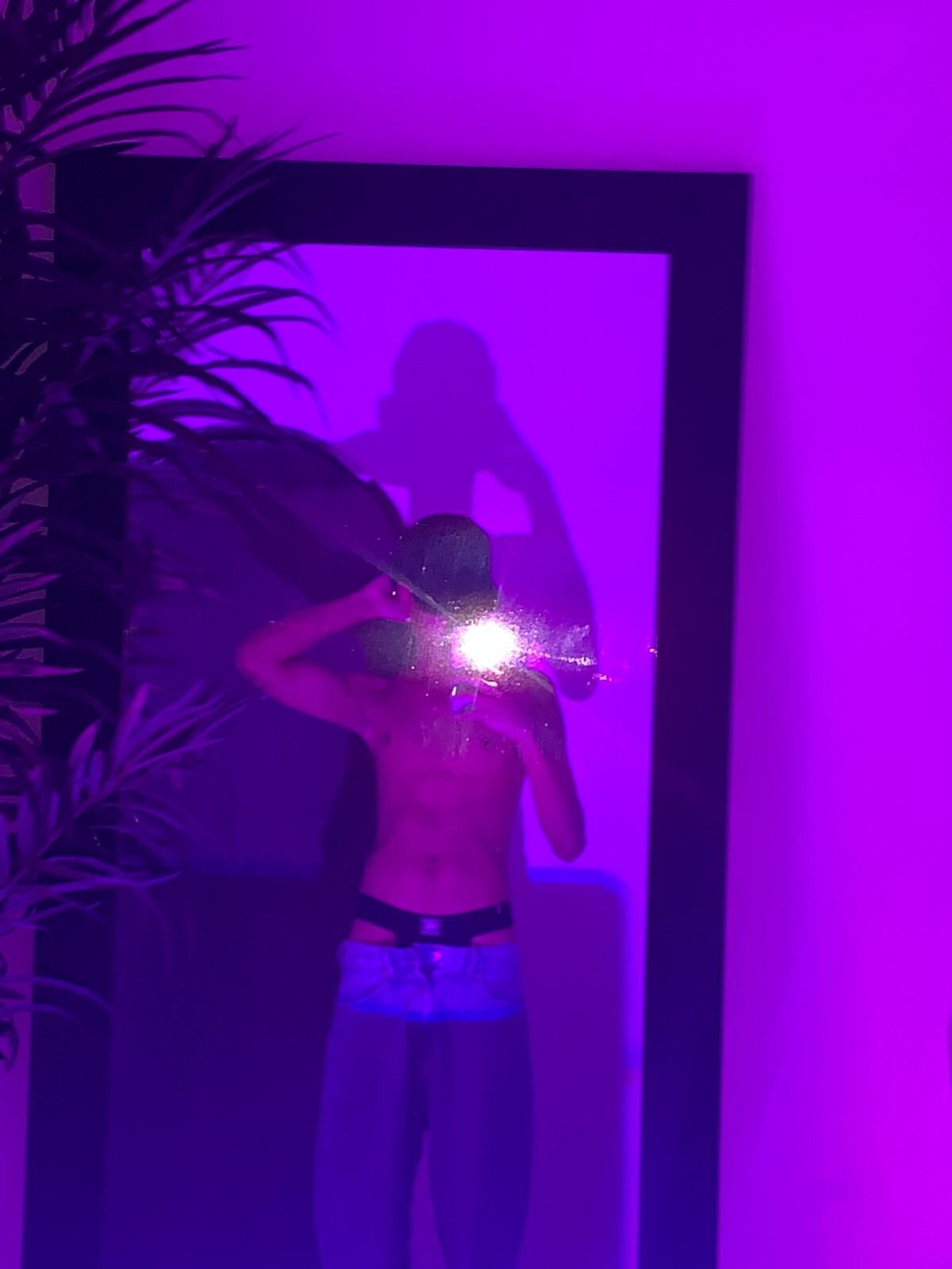 XXX Porn Photo of Nude wes_gibbings 4