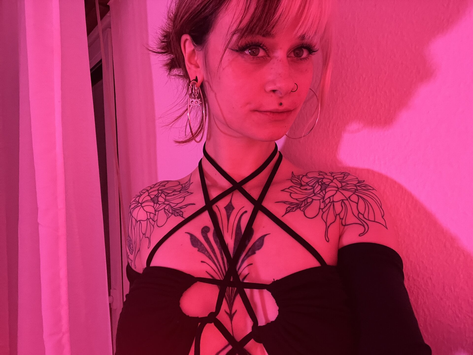 XXX Porn Photo of Nude SallyDinosaur 37