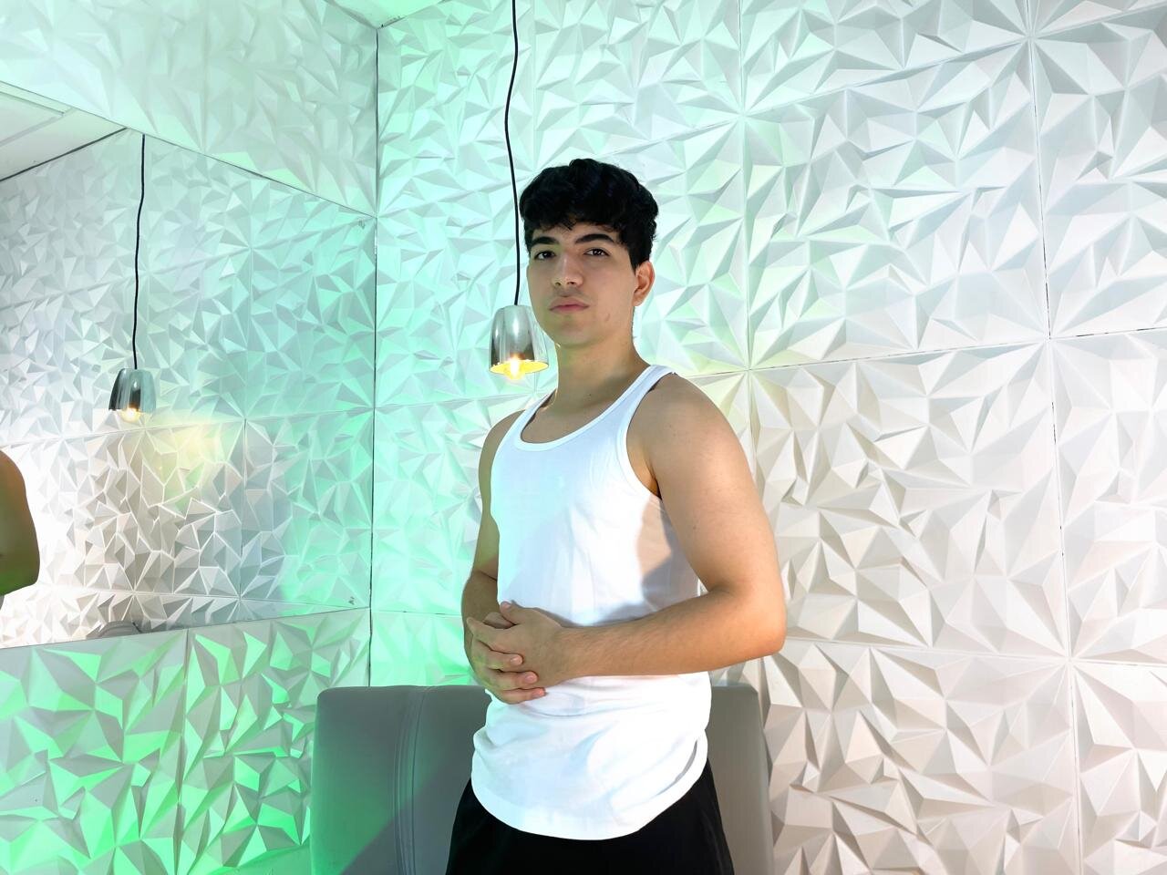 XXX Porn Photo of Nude Olliver_Twink 5