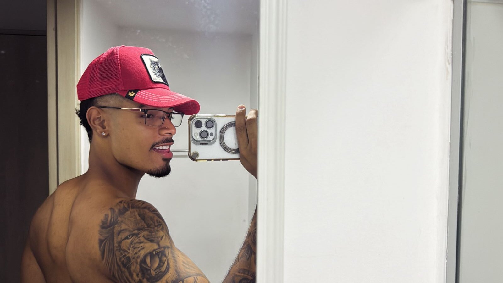 XXX Porn Photo of Nude Dammian_ross 3