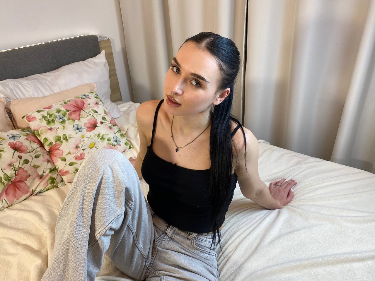 XXX Porn Photo of Nude LollyPoli 4