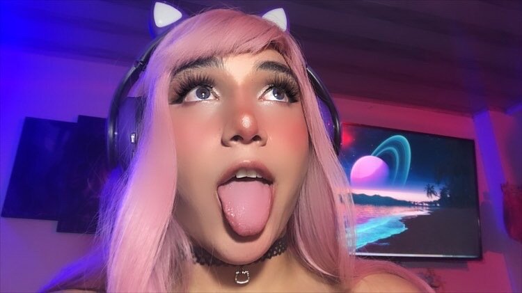 XXX Porn Photo of Nude ErzaMontoroo 37