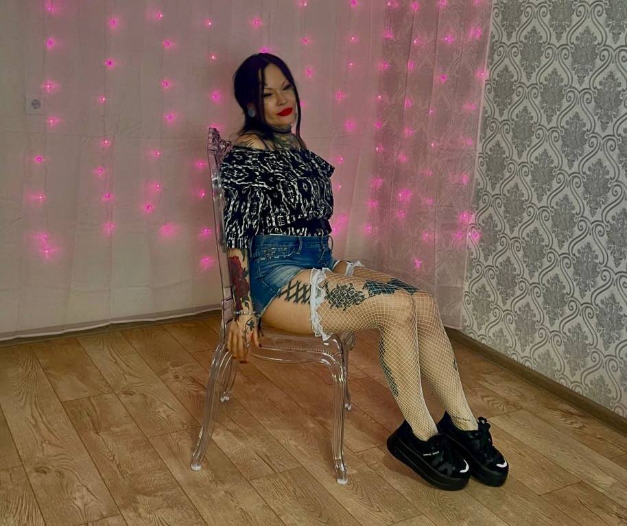XXX Porn Photo of Nude Megan_Black_Moon 41