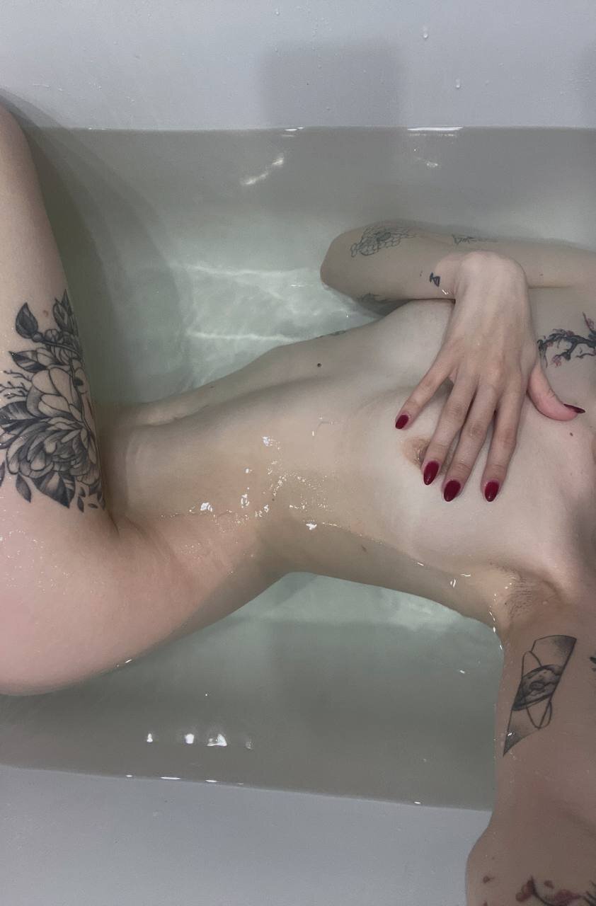 XXX Porn Photo of Nude bellascore 3