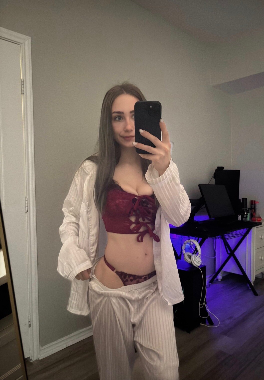 XXX Porn Photo of Nude TheLaciGabbi 2