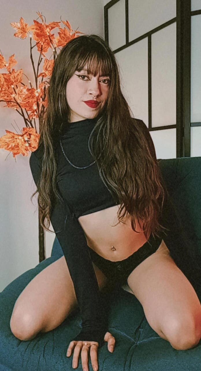 XXX Porn Photo of Nude ladyskarlet 5