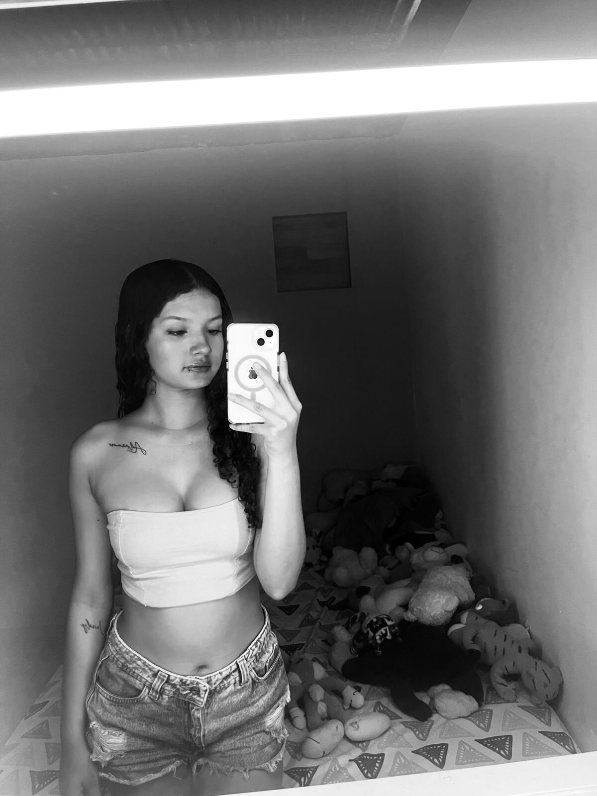 XXX Porn Photo of Nude seraphine_lark 2