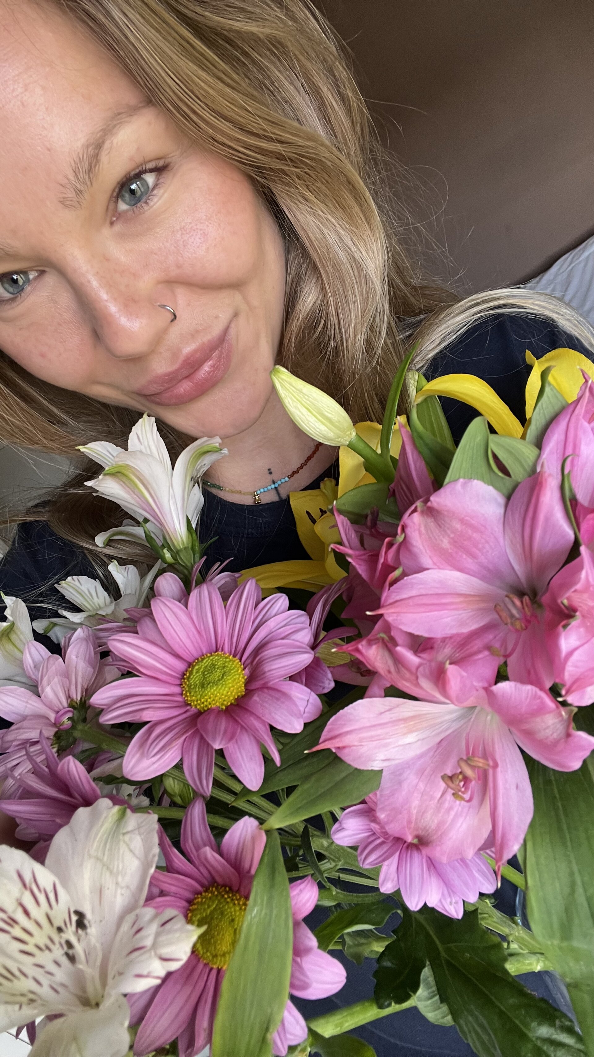 XXX Porn Photo of Nude soy_Mira 2