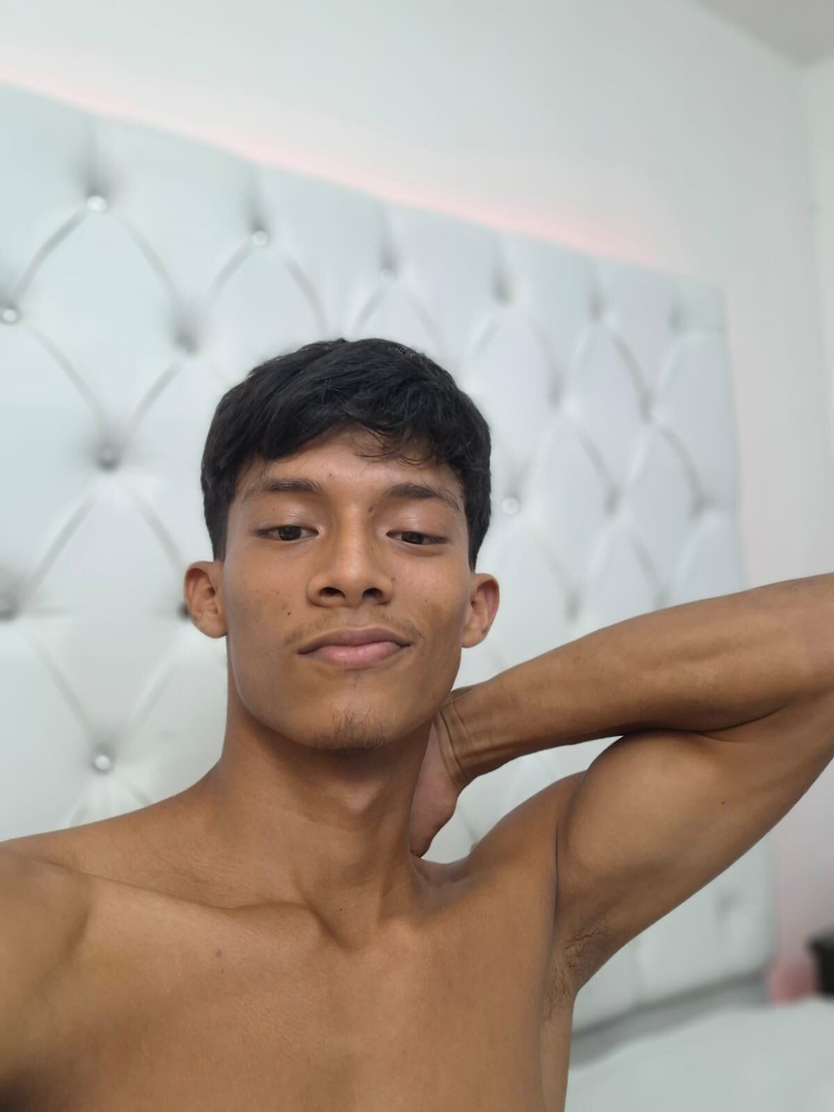 XXX Porn Photo of Nude Richars_Man 5