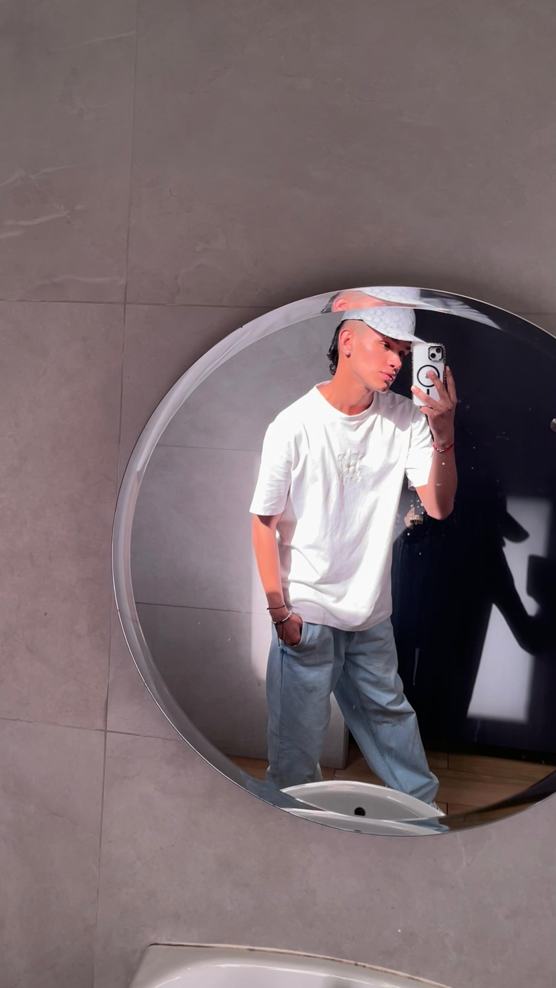 XXX Porn Photo of Nude LoganCarter_nom 1
