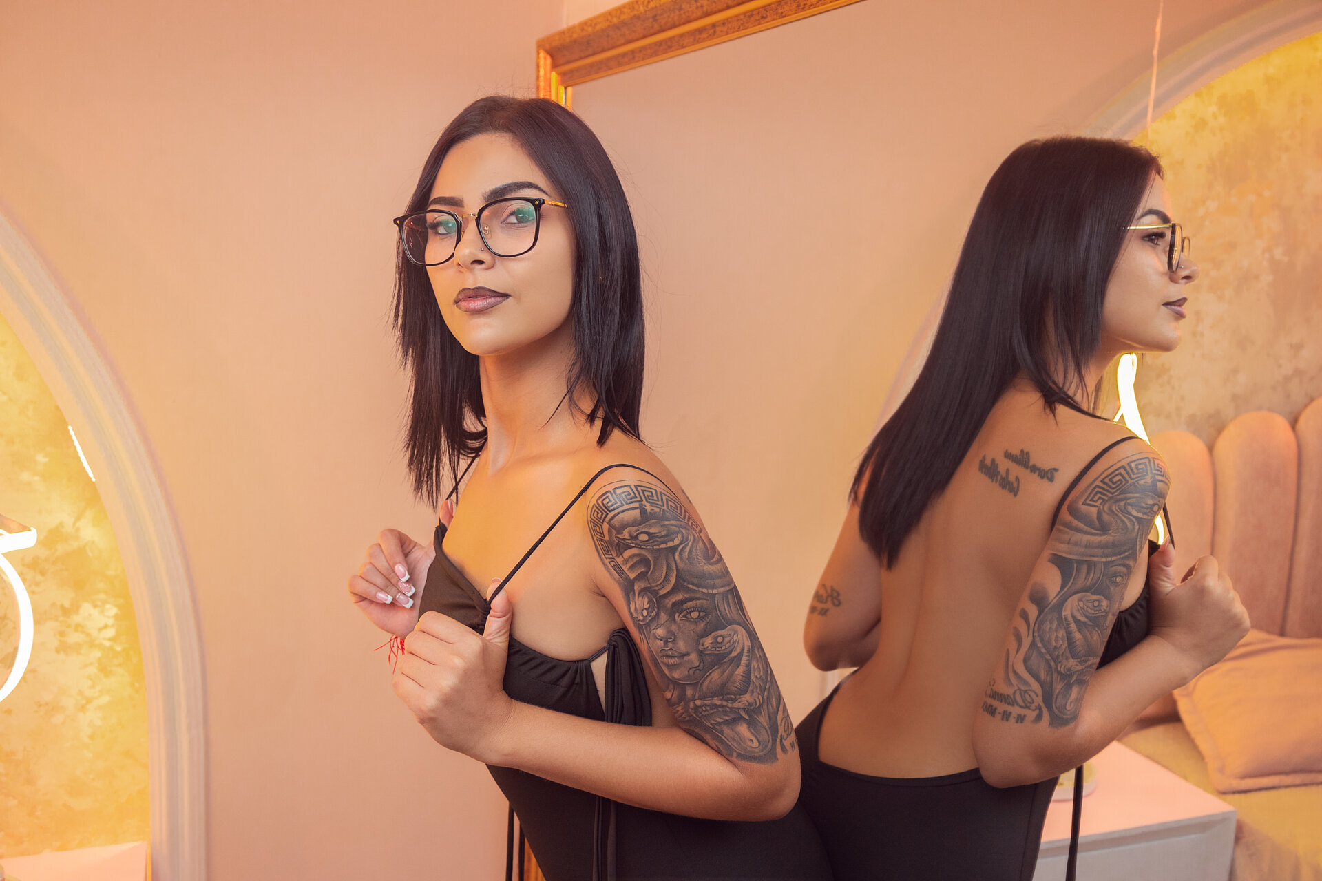 XXX Porn Photo of Nude AishaCarpenter 5