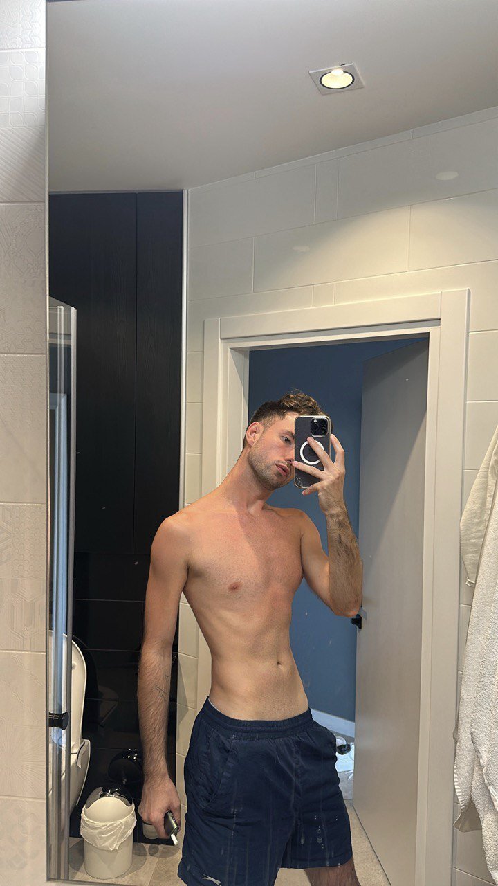 XXX Porn Photo of Nude heyhoneyalex 4