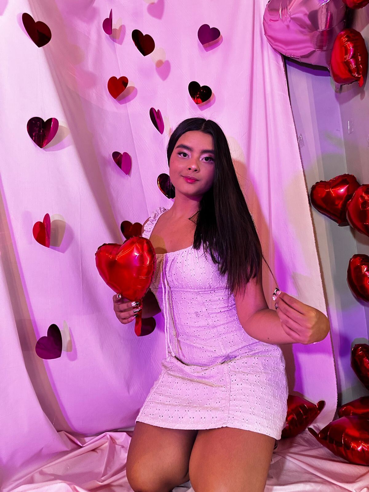 XXX Porn Photo of Nude Madeline_Foxxxy 10