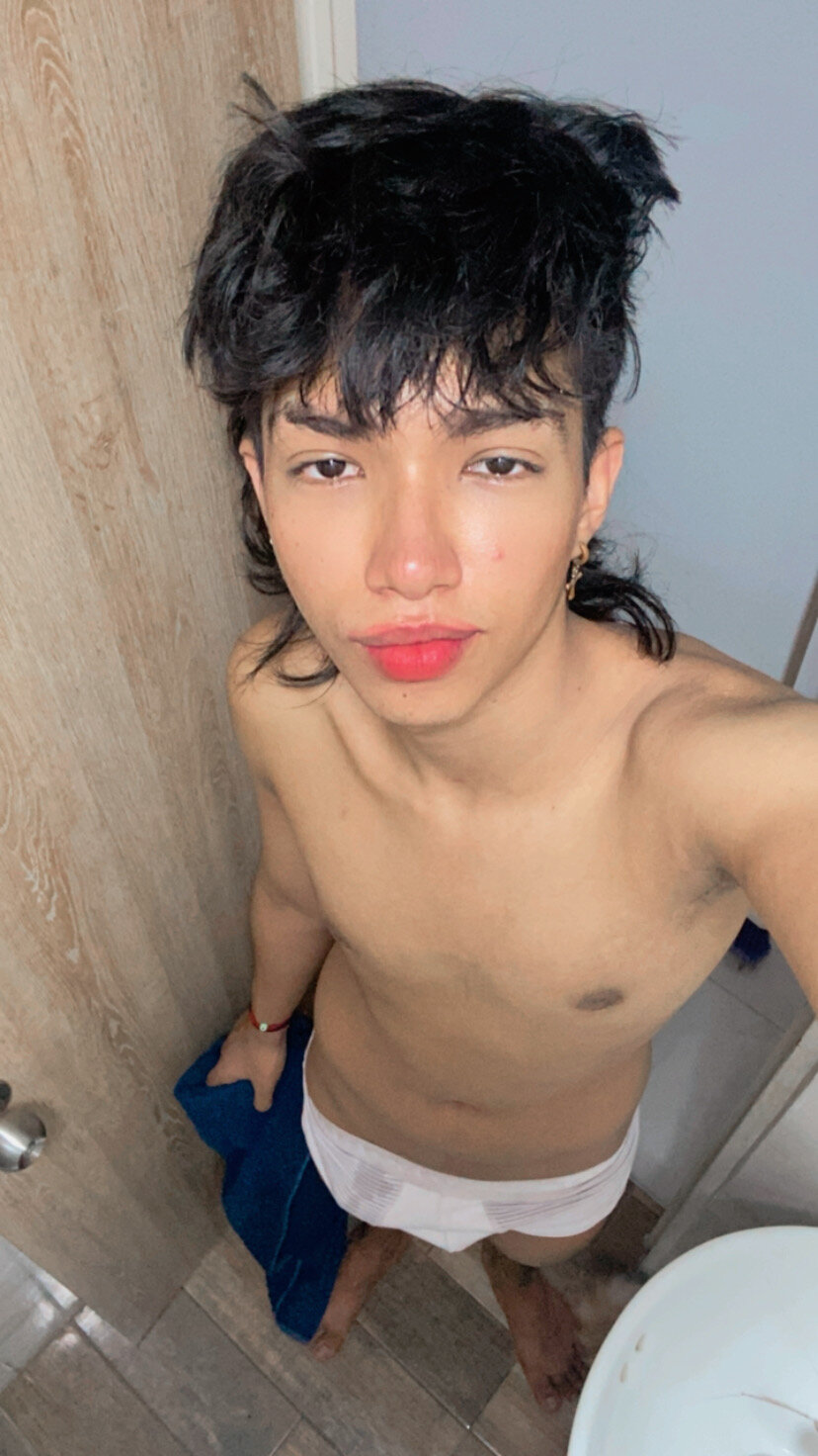 XXX Porn Photo of Nude cutealejojeje 13