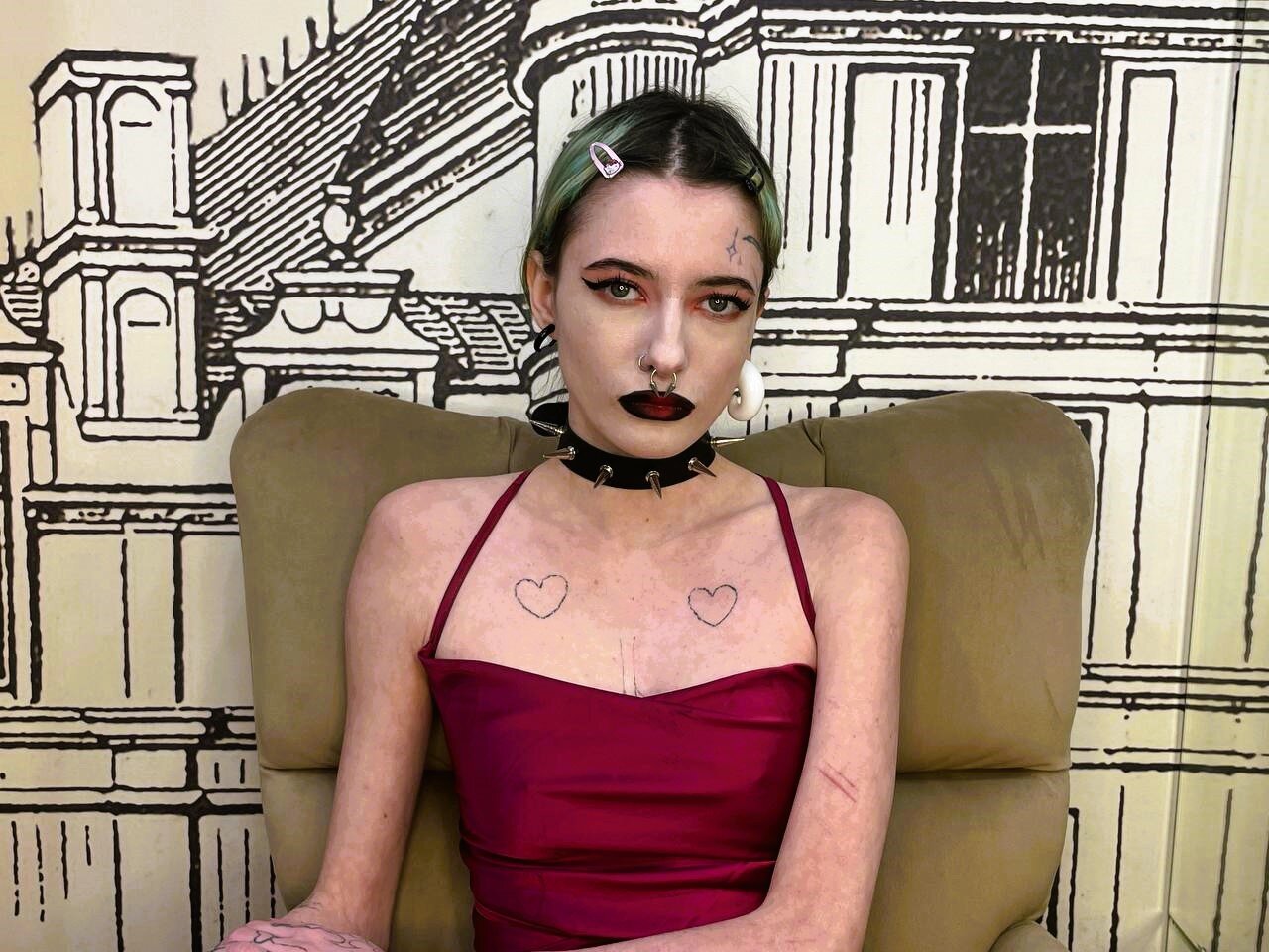 XXX Porn Photo of Nude MikaRogers 4