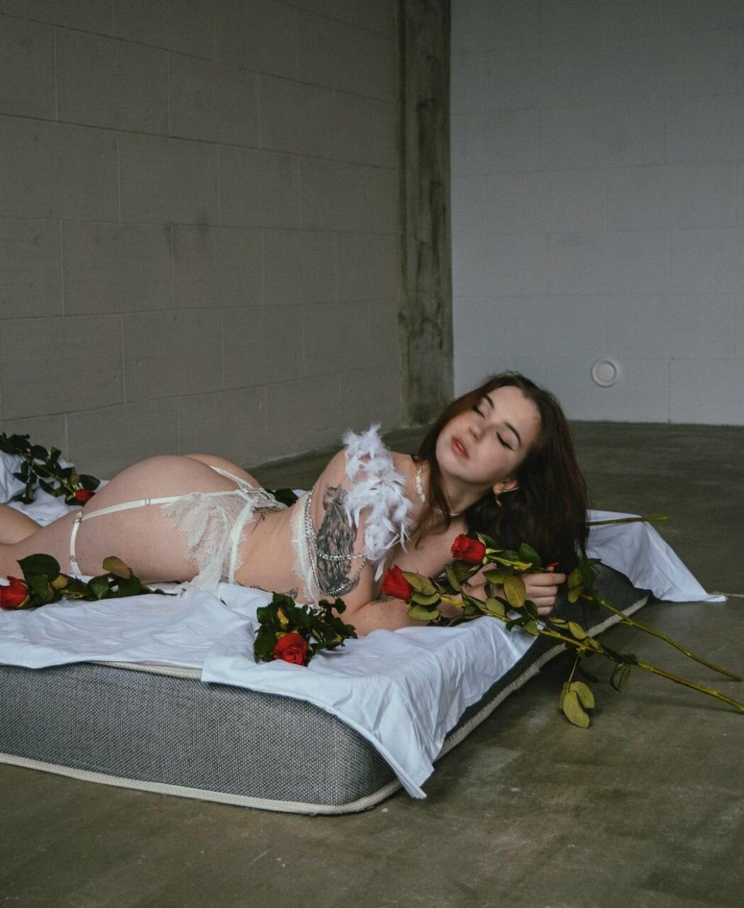 XXX Porn Photo of Nude SugarMuse 24