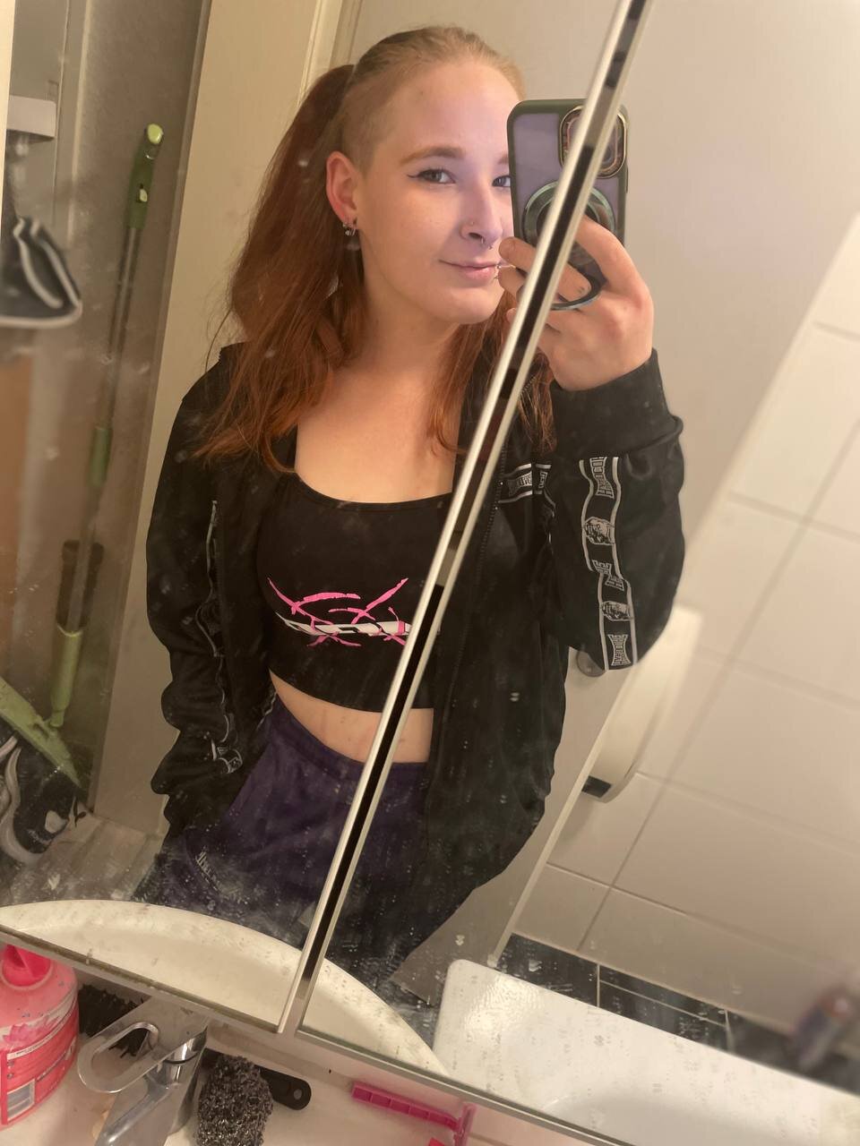 XXX Porn Photo of Nude PurpleHazexx 1